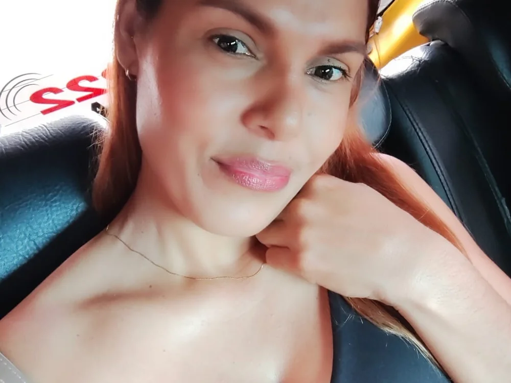 Ali_lottie offline chatrum