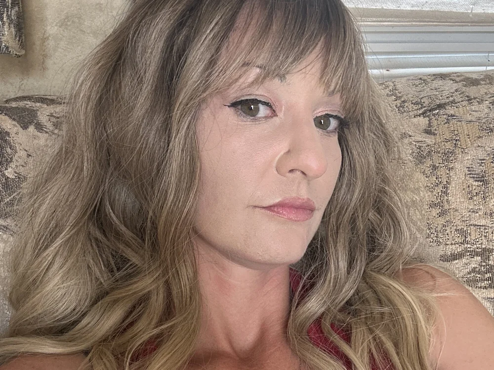 JustLinda offline chatrum