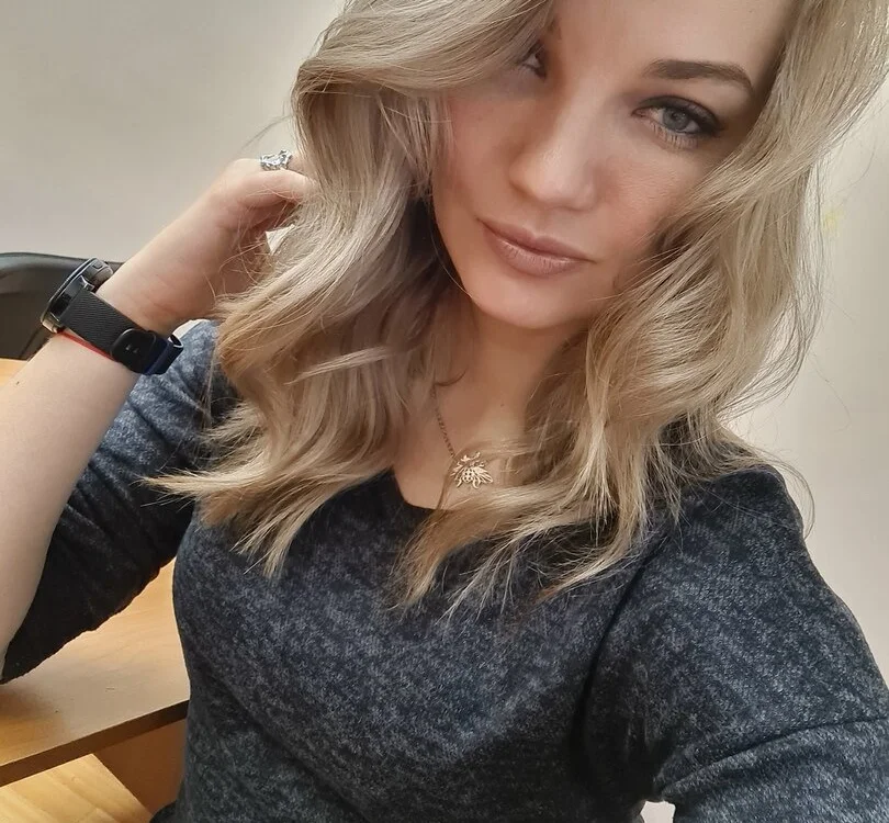 Larsa_fenix2's Offline Chat Room