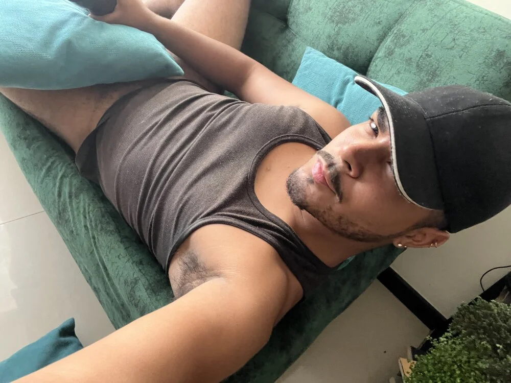 thiagowes' Offline XXX Chat