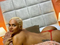 Offline chatovací místnost DinalarsonXXX