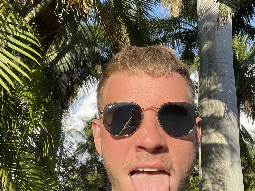 HUGECOCKDADDY24 offline XXX-chatje