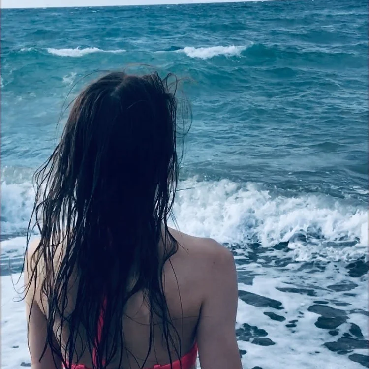 Emilia_Rain's Offline XXX Chat
