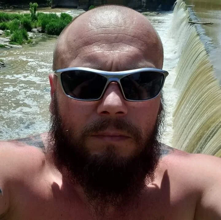 Chat +18 off-line de ClintonDick765