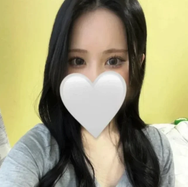 mia-chan4 cover photo