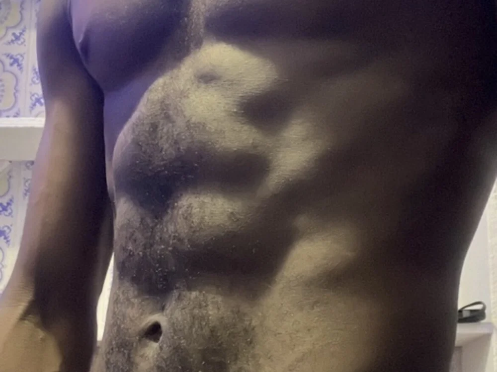 Kingjames19x: офлайн-секс-чат