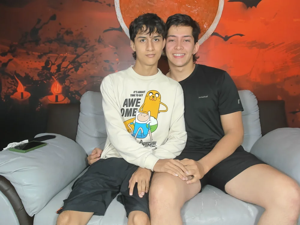 Offline XXX chat modela Versatilboys_