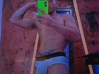 Zeus_damian21's webcam live show