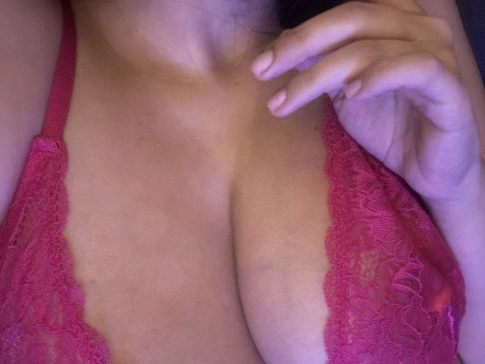 karenlark69's Offline XXX Chat