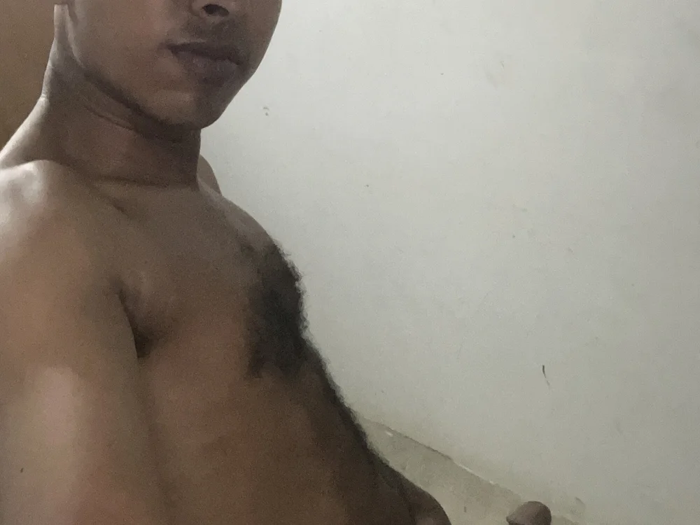 matatan2327 Adlı Modelin Çevrimdışı XXX Sohbeti
