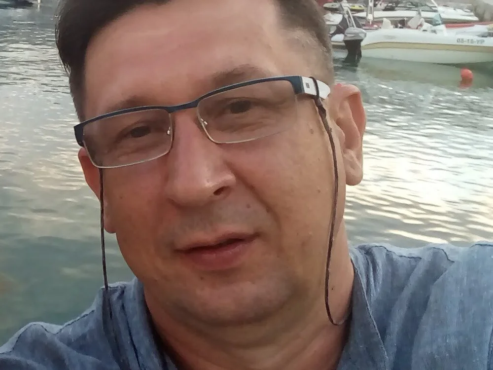 Marco44hpx's Offline Chat Room