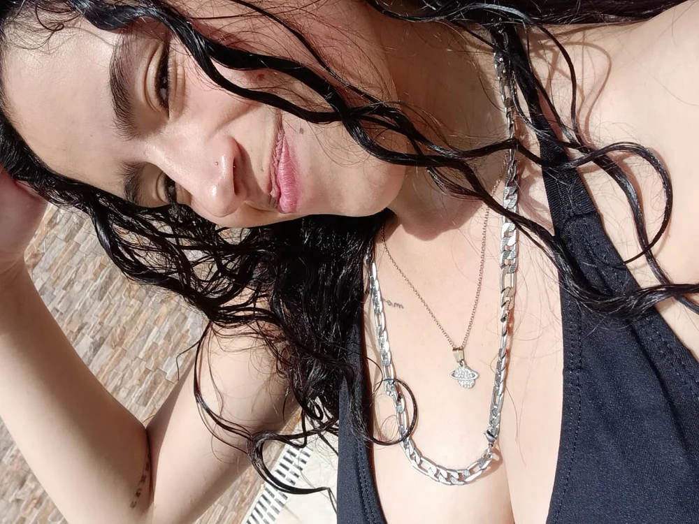 Atena_Kane offline chatrum