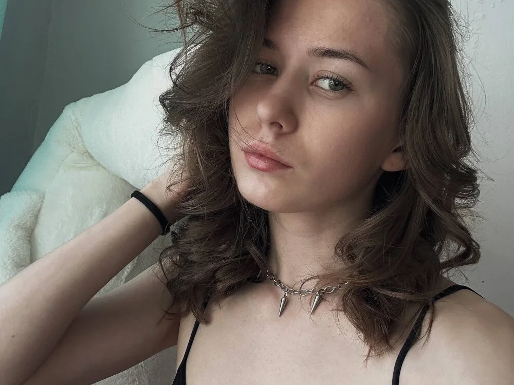 elsadaedra অফলাইন XXX চ্যাট