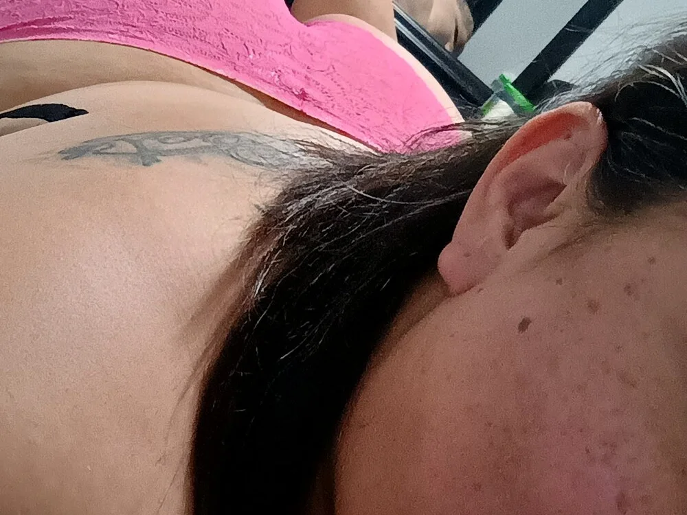 _SweetDsire_'s Offline XXX Chat