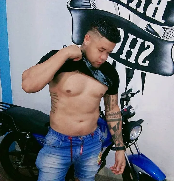 Offline chatovací místnost BigCockBad_boy