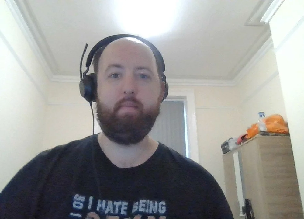 TheBiGuy1989's Offline Chat Room