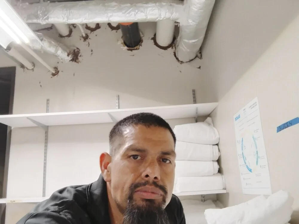 cocky210 offline XXX-chat