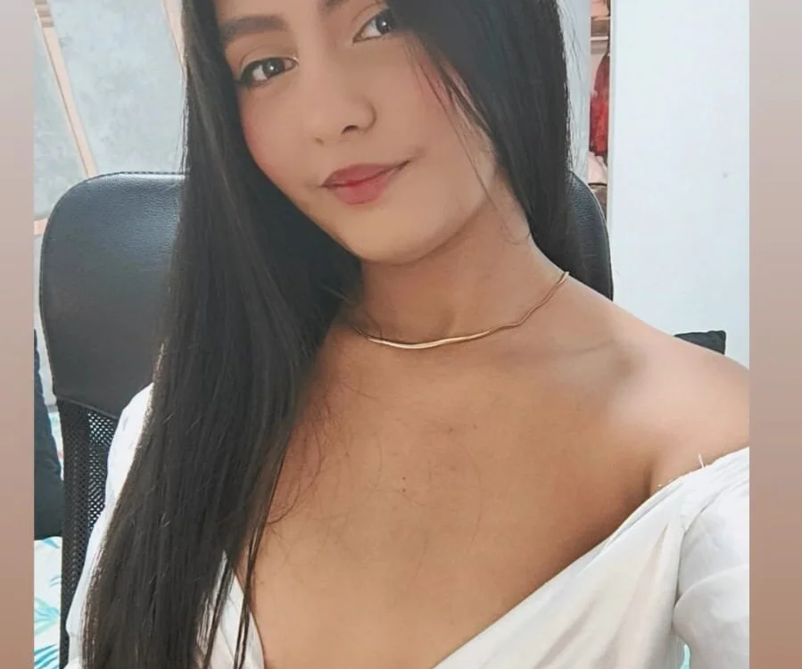 Meeganfoxx's Offline XXX Chat