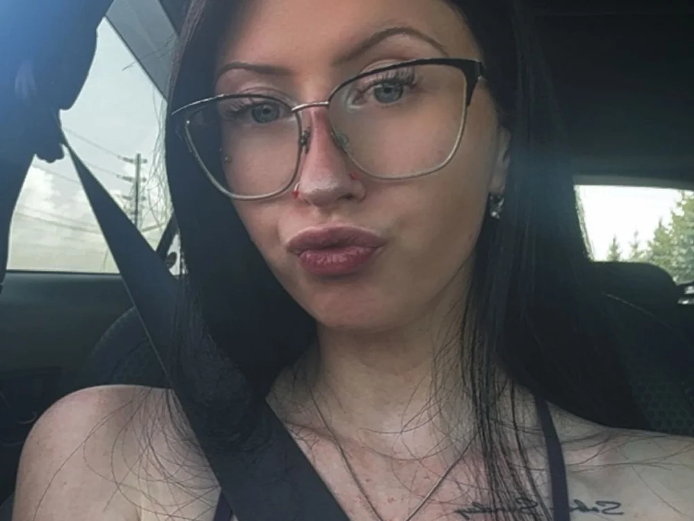 SeleneWinters' Offline Chat Room