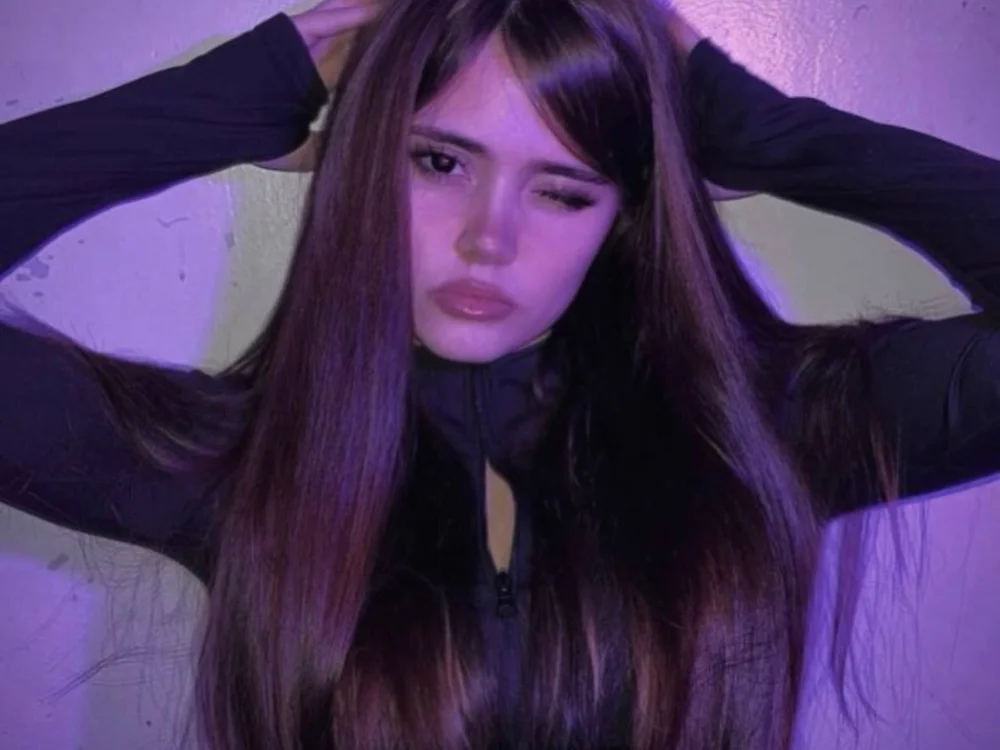 Mel1ssa_sW's Offline XXX Chat