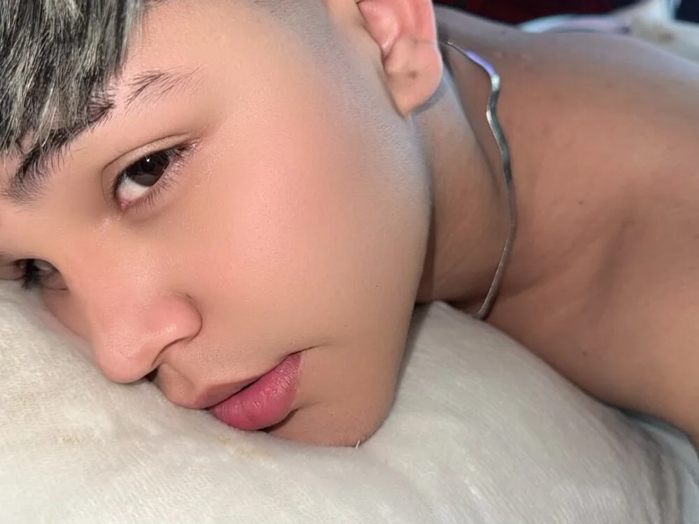 caleb__johnson offline XXX-chat