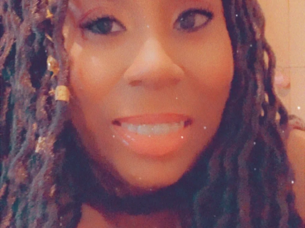 bbwtitties' Offline Chat Room