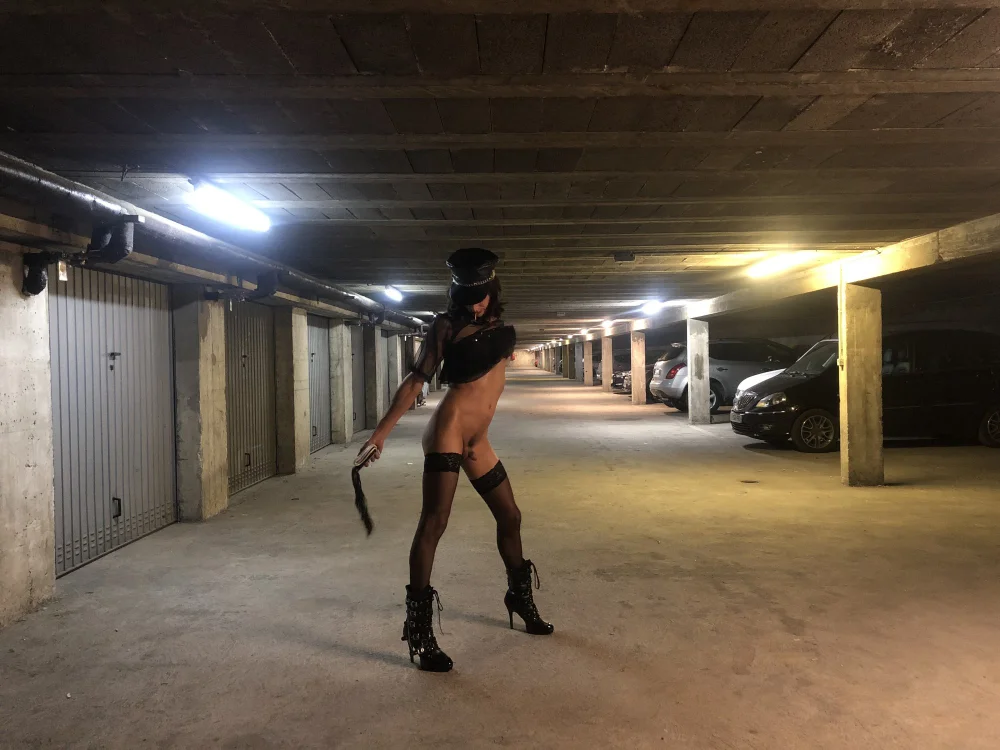 NightFreakFr Offline XXX-chat