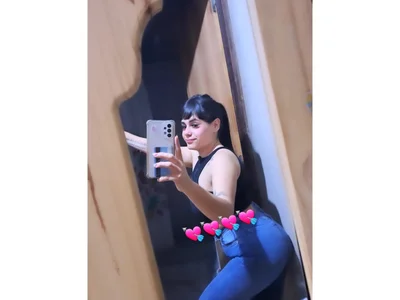 Luliporras Female Young Sex Cam