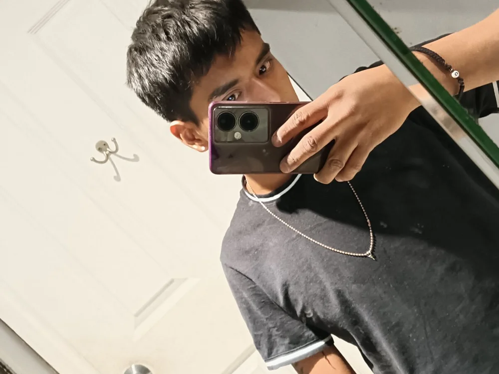 Offline XXX chat modela Axel_2029