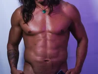 Модель caiiobahia