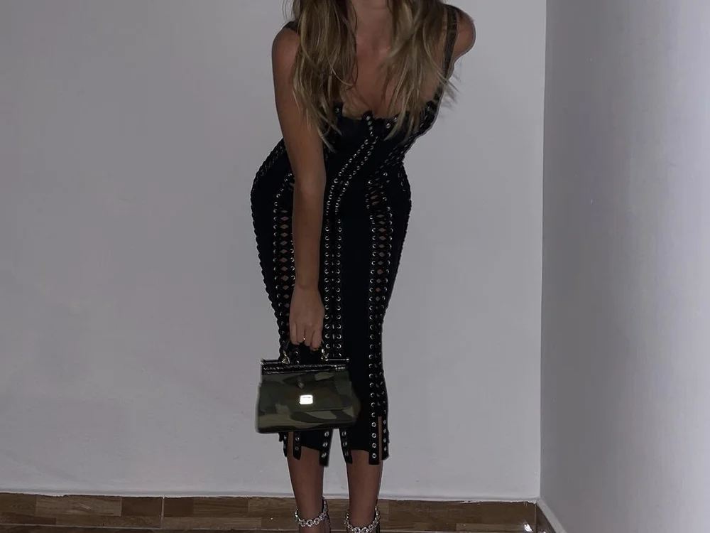 ashleybenzo's Offline XXX Chat