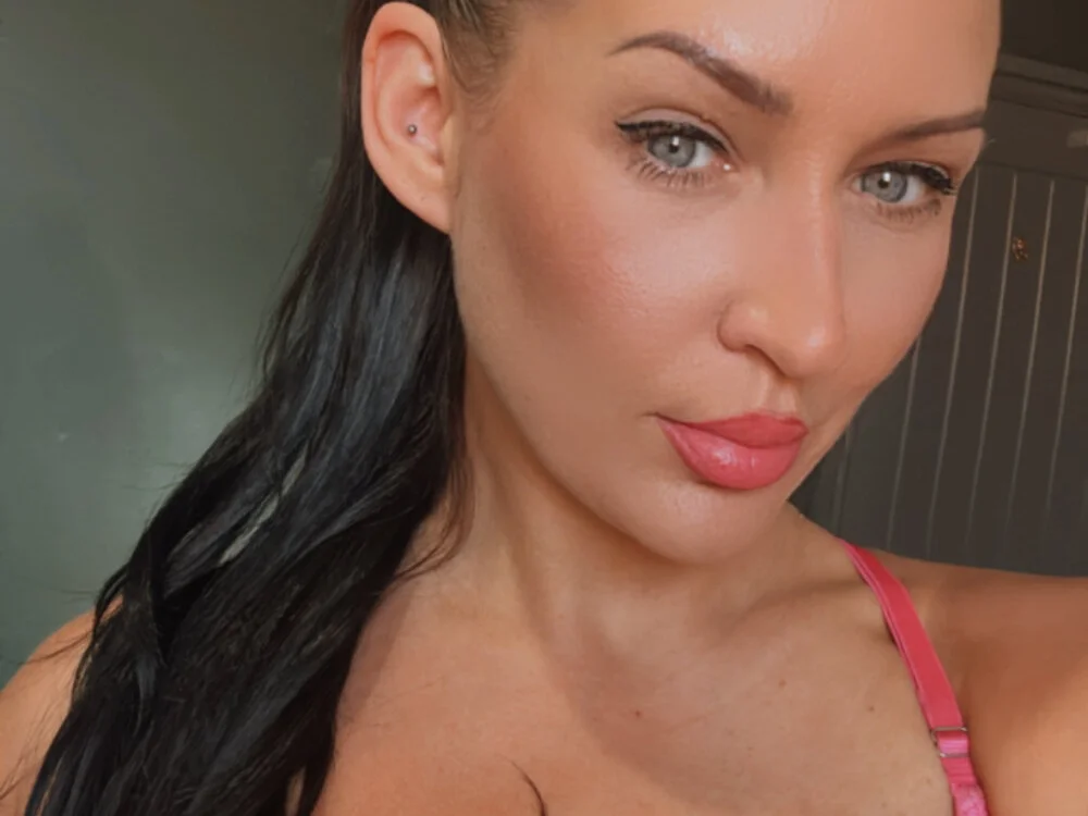 Krista_Sky offline XXX-chat