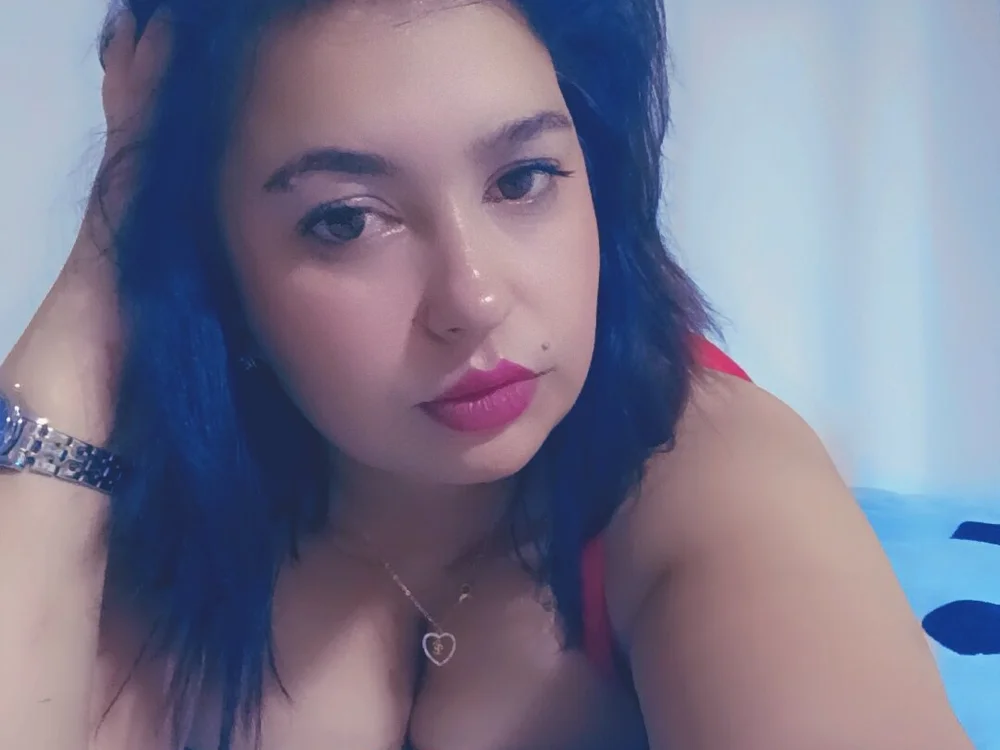 Selena92's Offline Chat Room