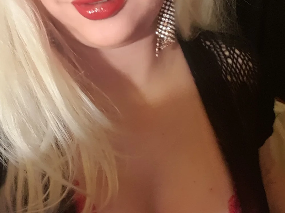 Nadia_kitty35 offline chatrum