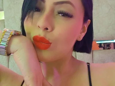 BellaSaenz1 - Girl 