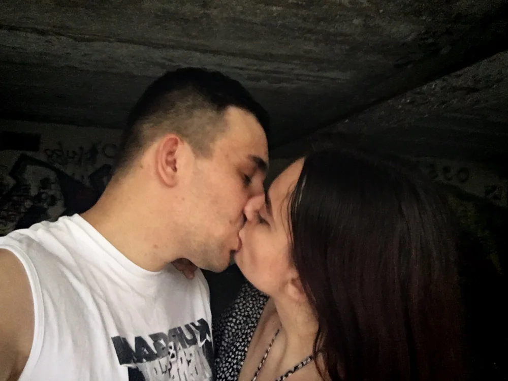 Calypso_n_Jones' Offline XXX Chat