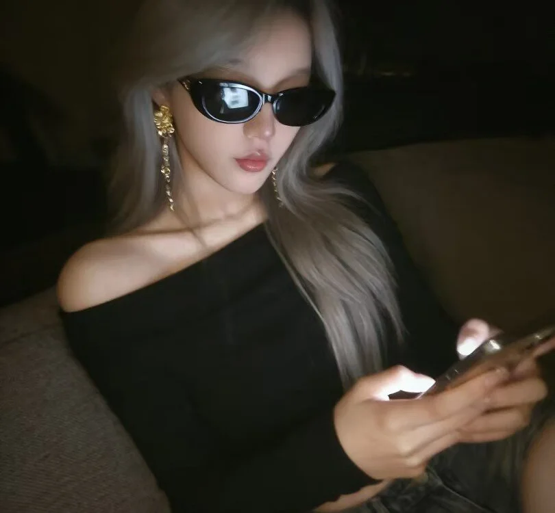 Offline XXX chat KG-8888
