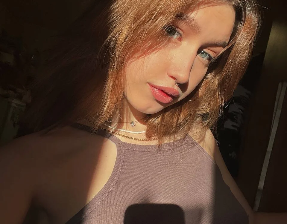 eva_cuty's Offline Chat Room