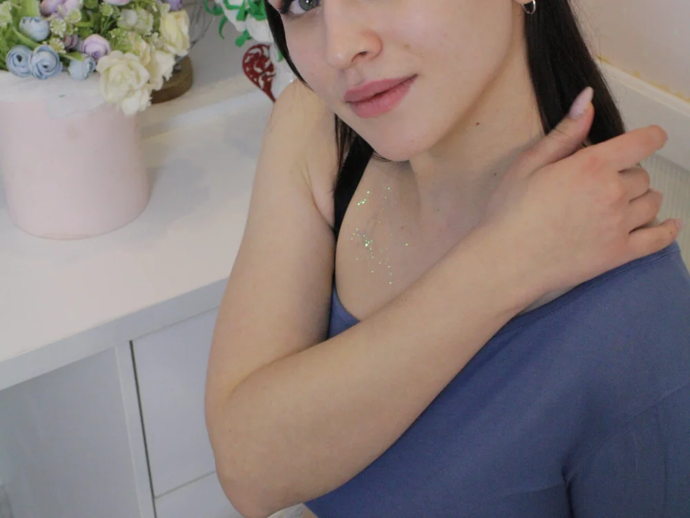 LauuraMoore's Offline XXX Chat