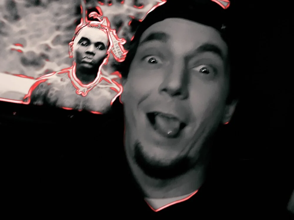 Hardandready7575 離線 XXX 聊天