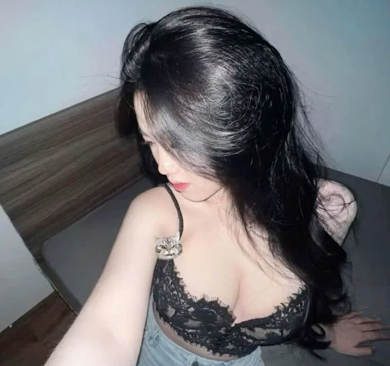 FUCKMESHOW69 離線 XXX 聊天