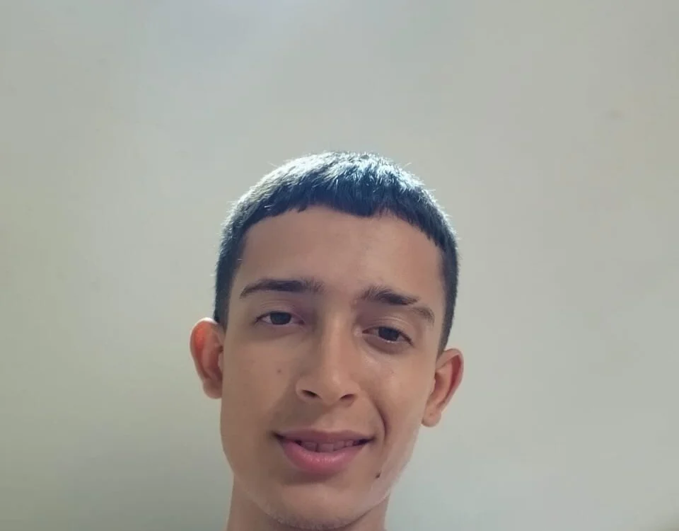 Moli_1106's Offline Chat Room