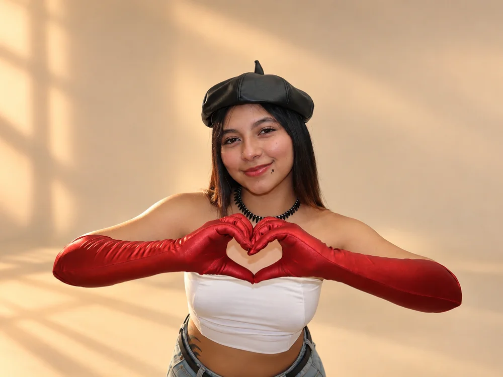 MaddyLovee_ offline XXX-chat