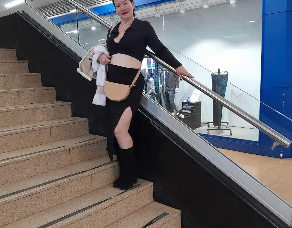 CristalSexy_x's Offline XXX Chat