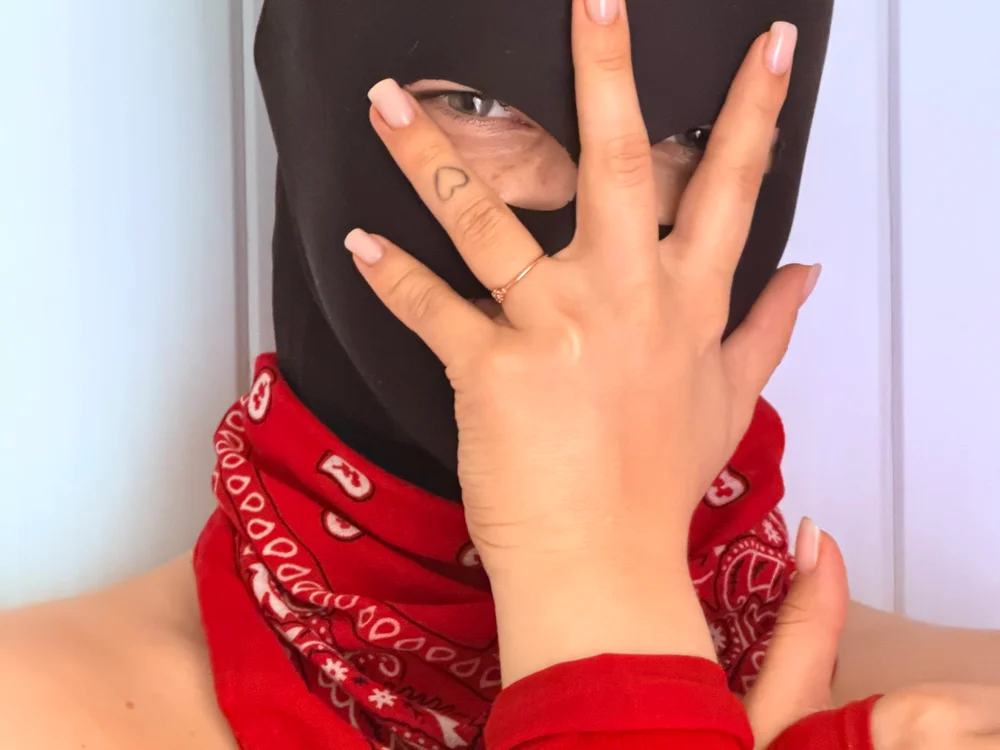 Monikabibi offline chatrum