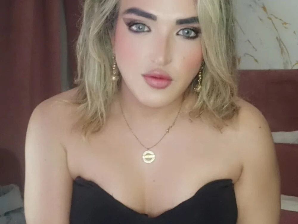 raone_officialのオフラインXXXチャット