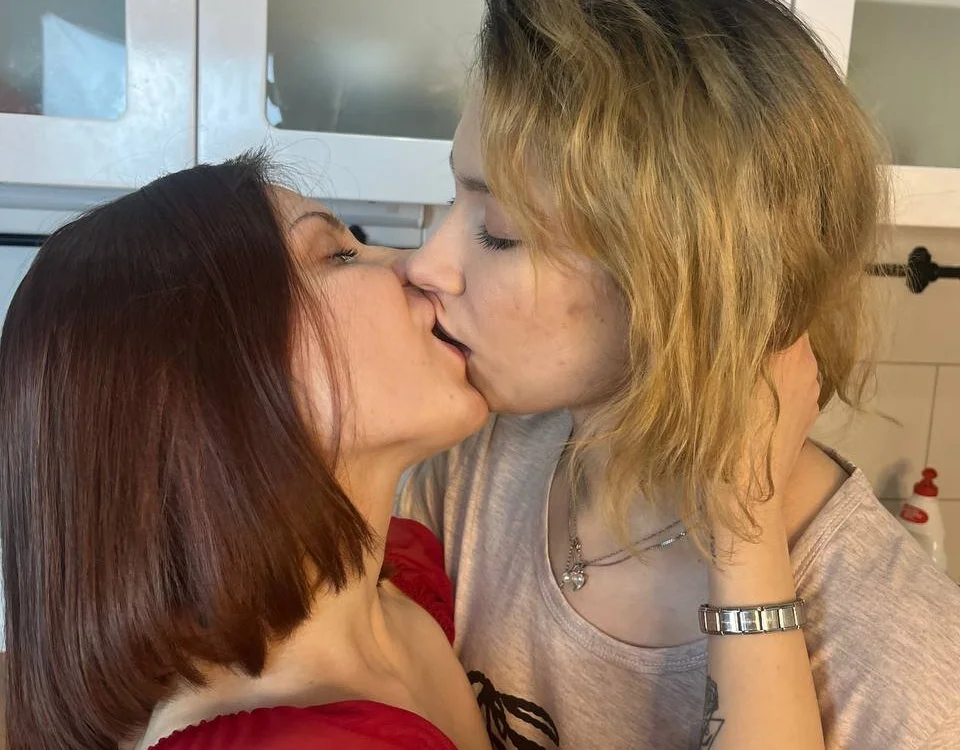 Only_if_'s Offline XXX Chat