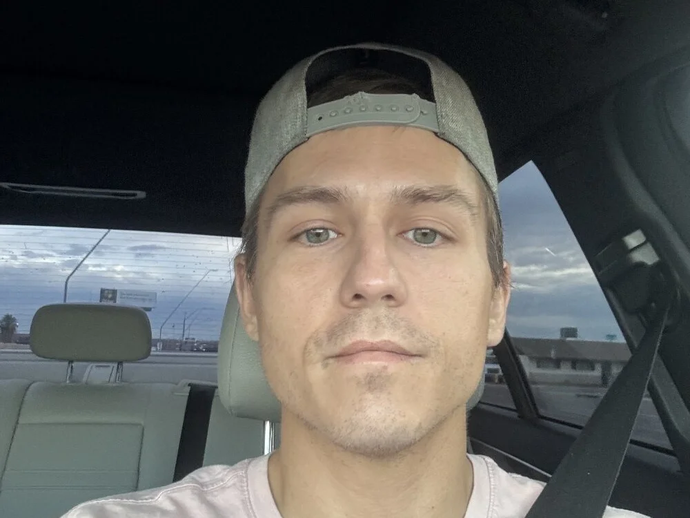 Lambo1991 Offline XXX-chat