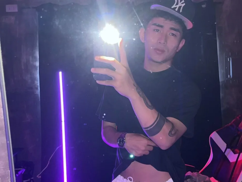ur_asian - Live Sex Cam