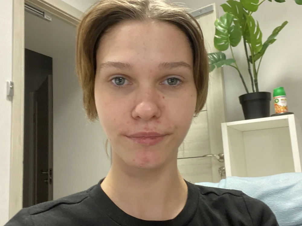 Julia_Mary's Offline Chat Room